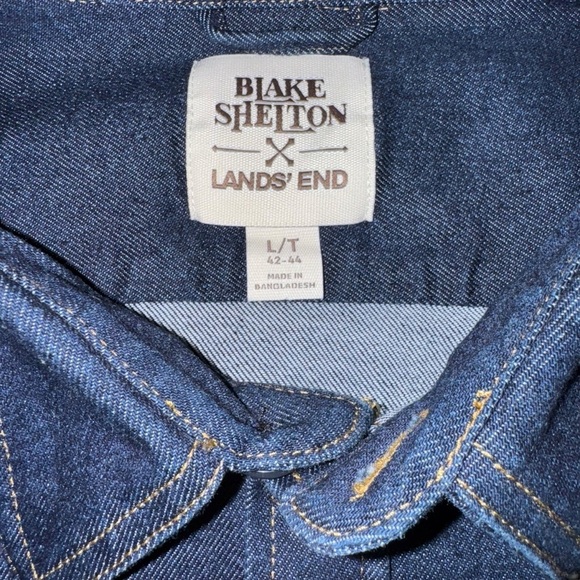 Lands End Blake Shelton Denim Shirt Size Large 42-44 Cotton Heavy Denim Blue - Picture 4 of 5